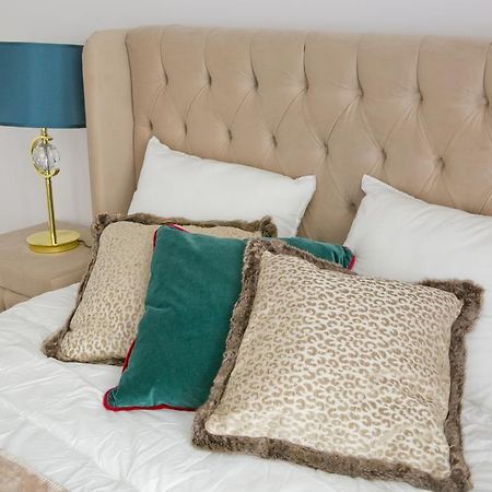 Elegant City Center Apartment 7A Краков Экстерьер фото