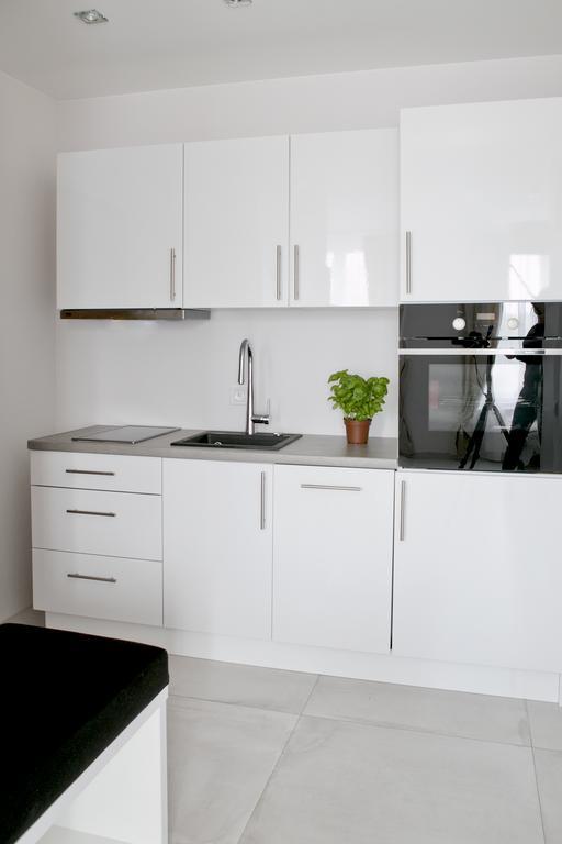 Elegant City Center Apartment 7A Краков Экстерьер фото